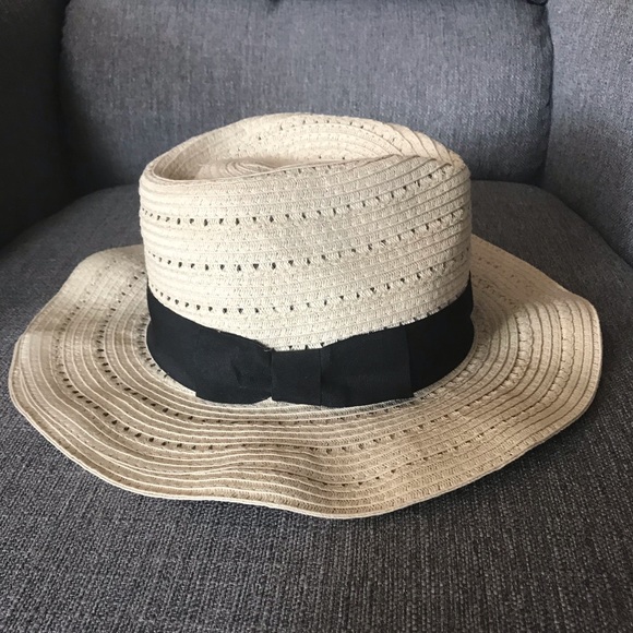 banana republic sun hat